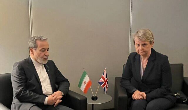 Araghchi criticizes performance of three European countries