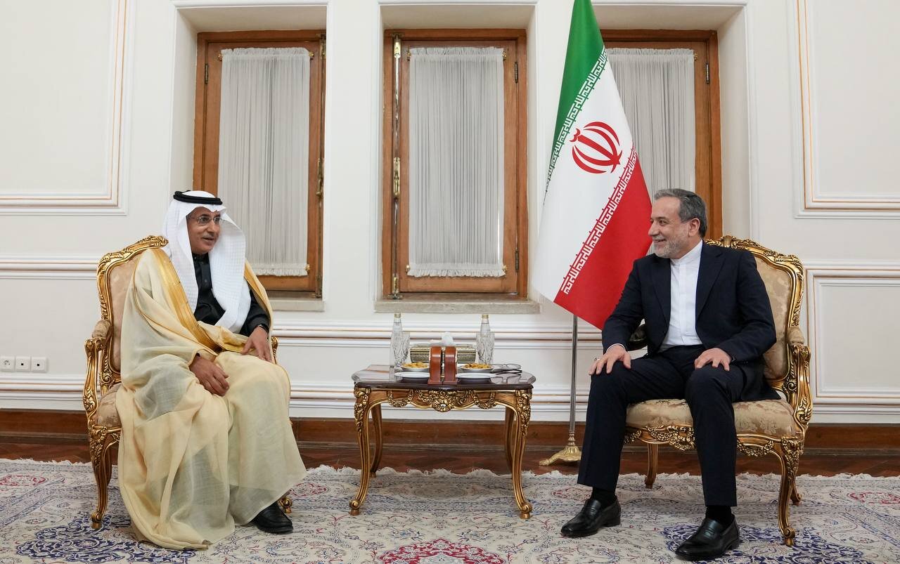 Araqchi Meets Saudi Deputy Foreign Minister / Photo