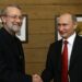 Larijani Meets Putin in Moscow
