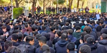Student Gatherings at Tehran Universities: Protests Permitted, Violence Prohibited