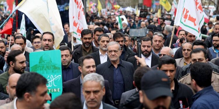 Iranian officials attend World Quds Day in Tehran