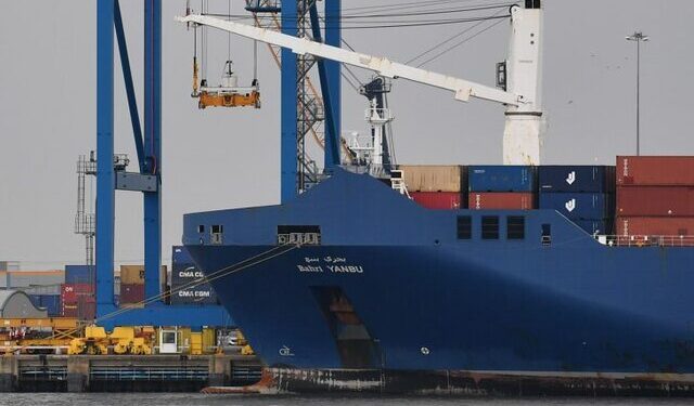 No Halt in Ship Movements to Iranian Ports