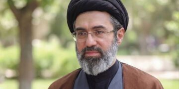 Leader offers condolences on Kharrazi’s martyrdom