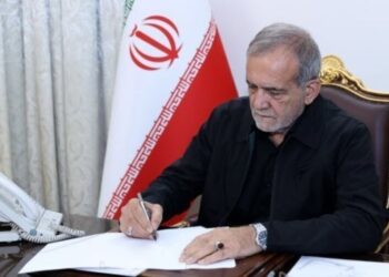 Pezeshkian congratulates his Iraqi counterpart on election