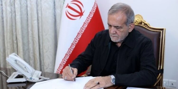 Pezeshkian congratulates his Iraqi counterpart on election