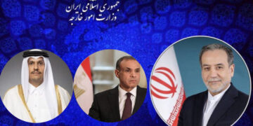 Foreign Minister Araghchi holds calls with Egyptian, Qatari counterparts