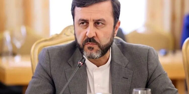 Iran warns France and Britain against deploying warships to Strait of Hormuz