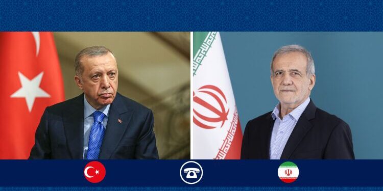 Iranian, Turkish presidents emphasize expansion of trade relations