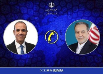 Top Iranian, Egyptian top diplomats discuss regional developments  